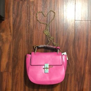 Pink faux leather shoulder bag/crossbody